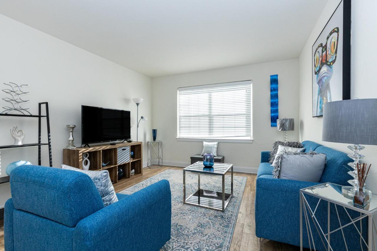 Carytown Living With *Pool And Gym* Appartamento Richmond Esterno foto