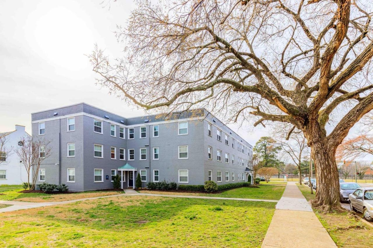 Carytown Living With *Pool And Gym* Appartamento Richmond Esterno foto