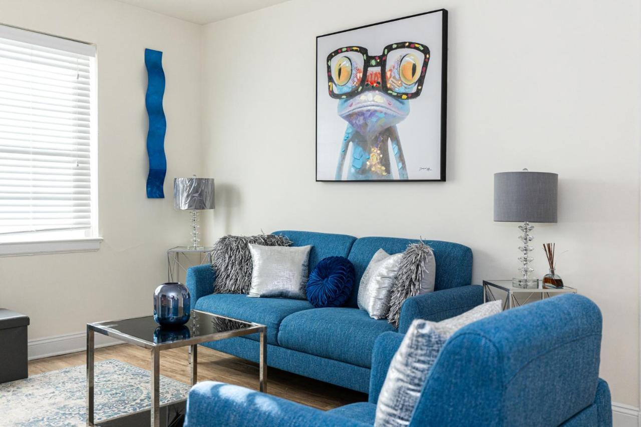 Carytown Living With *Pool And Gym* Appartamento Richmond Esterno foto
